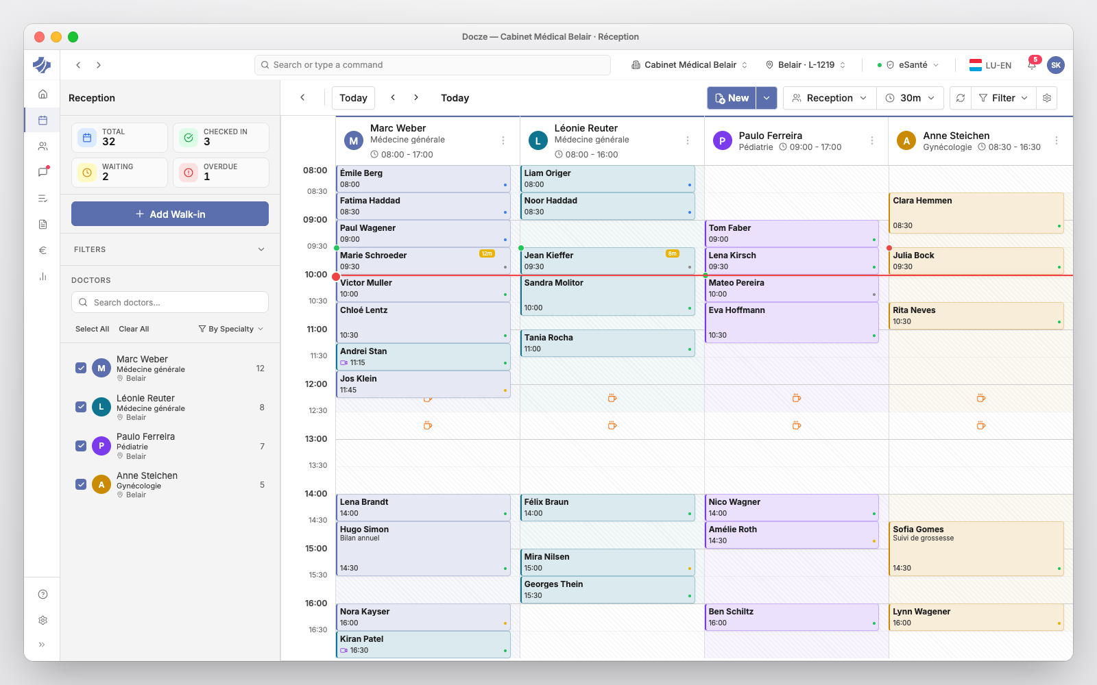 Docze reception: every practitioner side by side, with today's check-ins